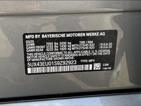 Used 2025 BMW X5 xDrive50e w/ M Sport Package AWD/4WD image 19