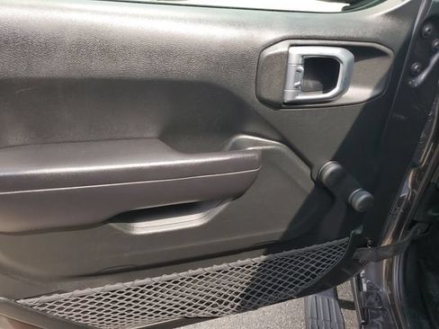 Used 2018 Jeep Wrangler Unlimited Sport AWD/4WD image 20