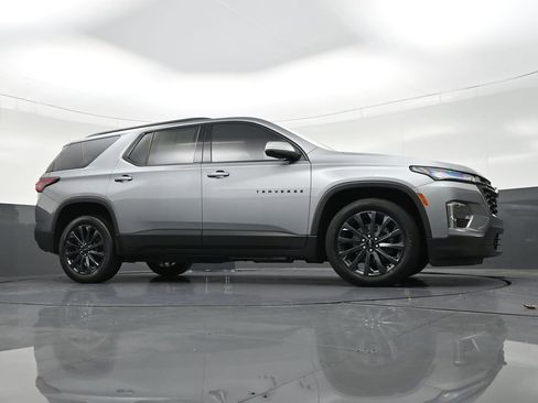 Used 2023 Chevrolet Traverse RS image 25