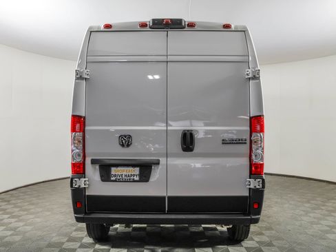 Used 2023 RAM ProMaster 2500 FWD image 16