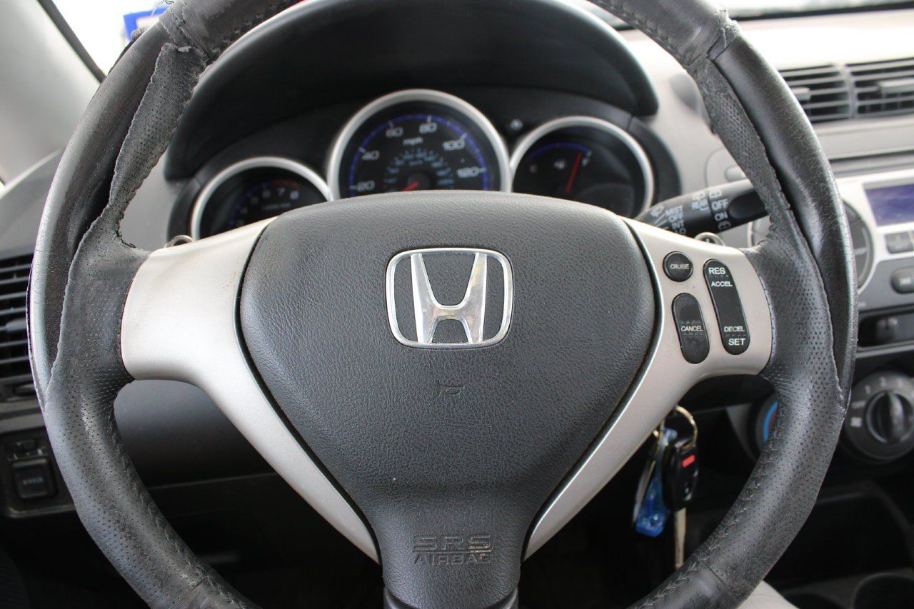 Used 2008 Honda Fit Sport image 12