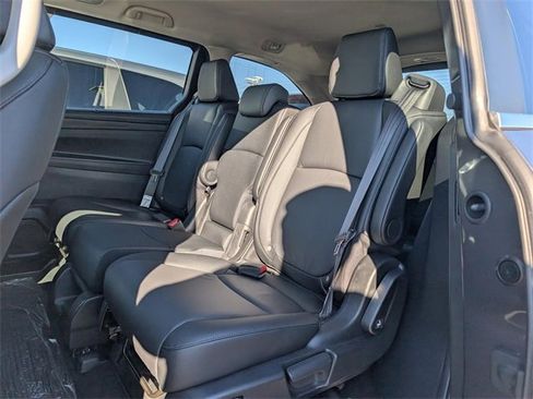 Certified 2026 Honda Odyssey EX-L image 17