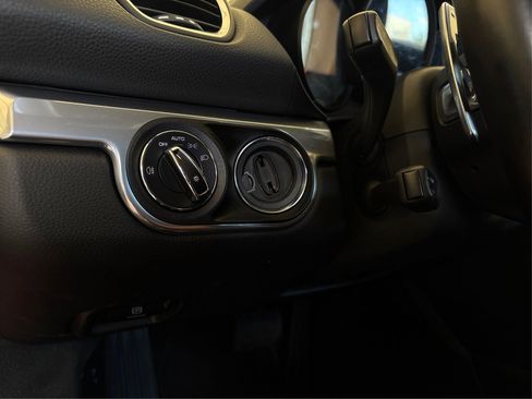 Used 2021 Porsche 718 Boxster image 17