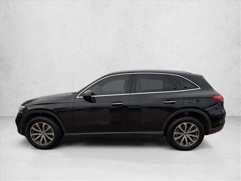 Used 2024 Mercedes-Benz GLC 300 GLC 300 image 9