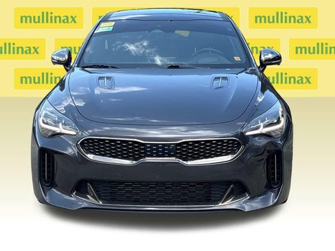 Used 2022 Kia Stinger GT2 w/ Red Interior Color Package RWD image 14