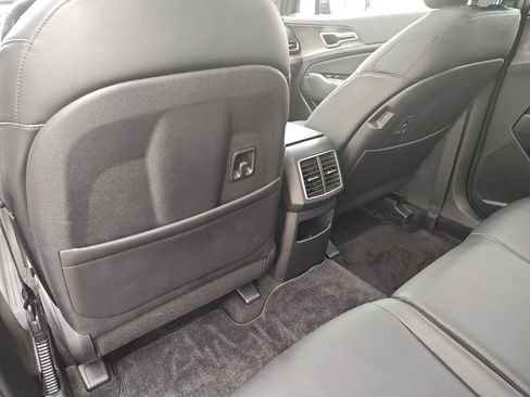 Used 2025 Kia Sportage X-Line w/ Premium Package AWD/4WD image 29