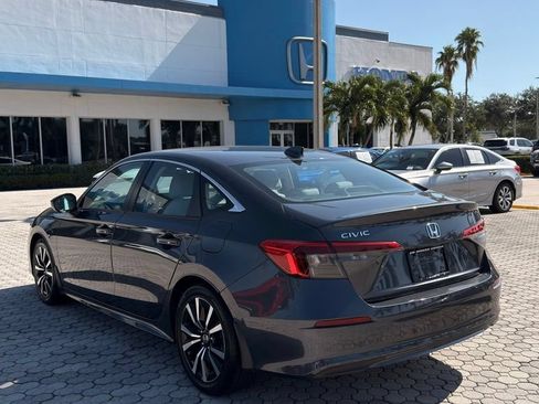 Used 2024 Honda Civic EX image 11