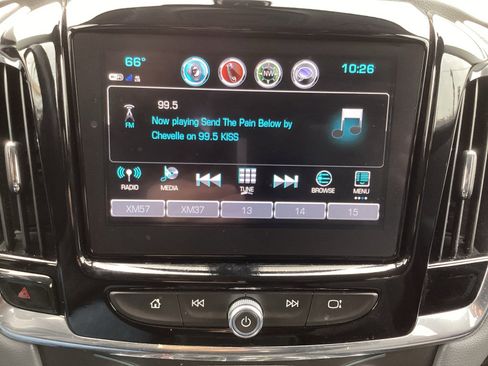 Used 2019 Chevrolet Traverse LT image 21