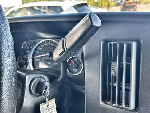 Used 2012 Chevrolet Express 3500 image 14