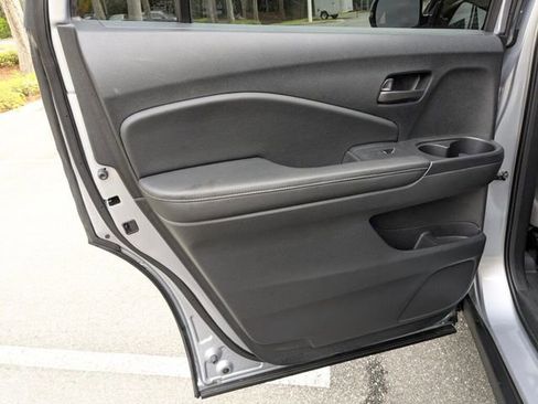 Certified 2023 Honda Passport EX-L image 38