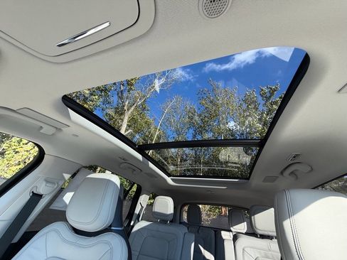 New 2025 Lincoln Aviator Reserve w/ Equipment Group 201A image 36