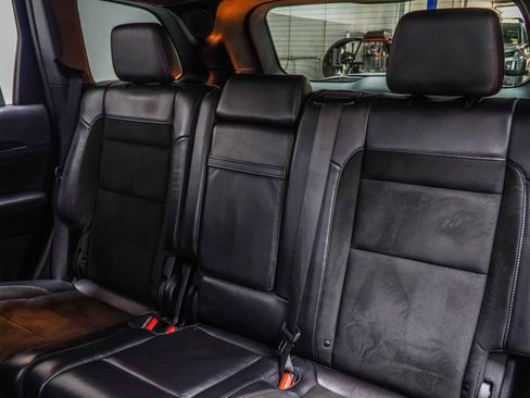 Used 2020 Jeep Grand Cherokee Trailhawk w/ Interior Metal Package AWD/4WD image 39