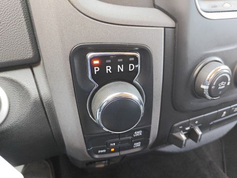 Used 2014 RAM 1500 Express image 21