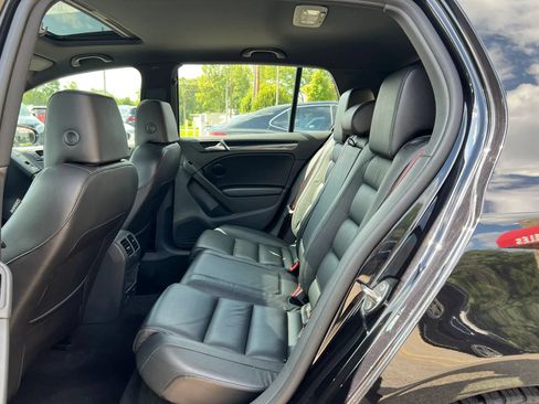 Used 2014 Volkswagen GTI Driver's Edition FWD image 28