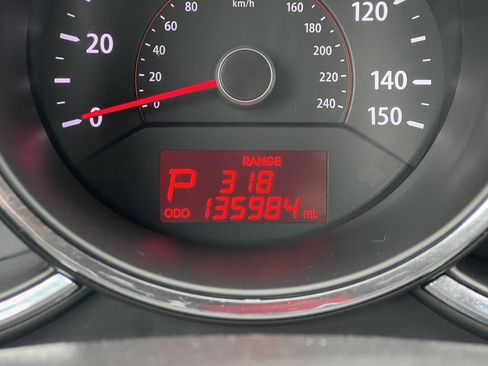 Used 2012 Kia Sorento EX w/ Premium Plus Pkg FWD image 28