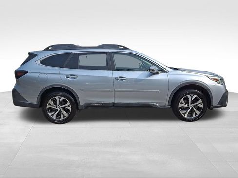 Used 2020 Subaru Outback Limited AWD/4WD image 7