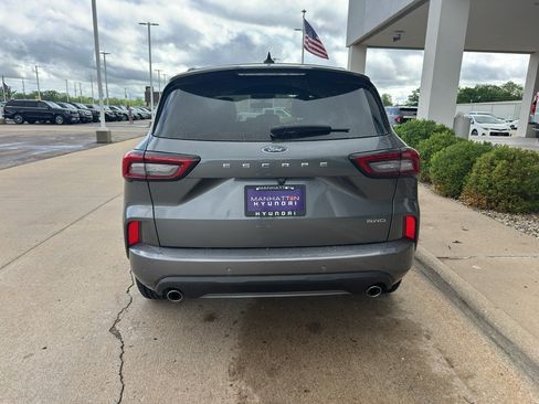 Used 2024 Ford Escape ST-Line w/ Tech Pack #1 AWD/4WD image 4