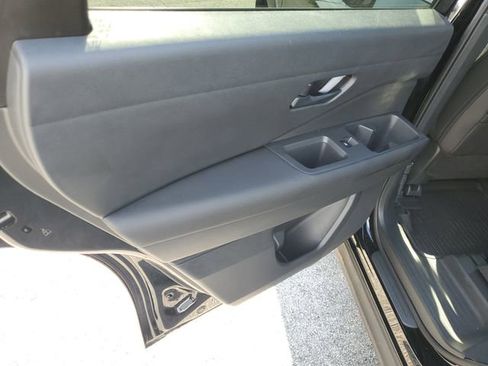 Used 2025 Nissan Pathfinder Rock Creek image 14