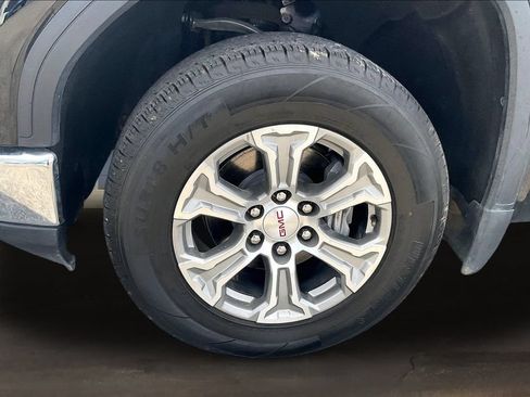 Used 2024 GMC Sierra 1500 SLT AWD/4WD image 34