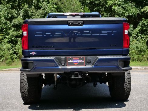 Used 2022 Chevrolet Silverado 2500 LTZ w/ LTZ Plus Package AWD/4WD image 8