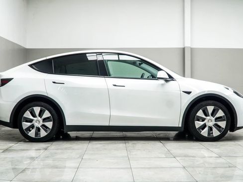 Used 2020 Tesla Model Y Long Range AWD/4WD image 6
