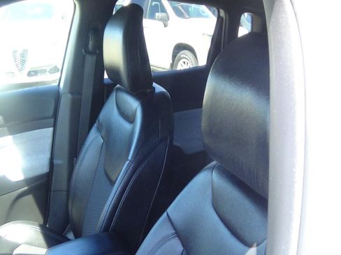 Certified 2025 Jeep Compass Latitude AWD/4WD image 18