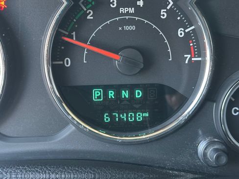 Used 2014 Jeep Wrangler Unlimited Rubicon w/ Connectivity Group AWD/4WD image 20