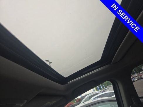 Used 2015 Honda Pilot SE image 9