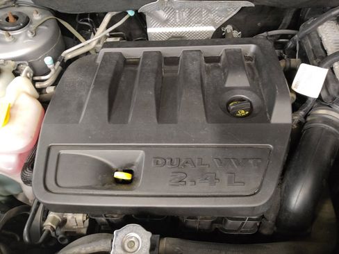 Used 2016 Jeep Compass Latitude image 30