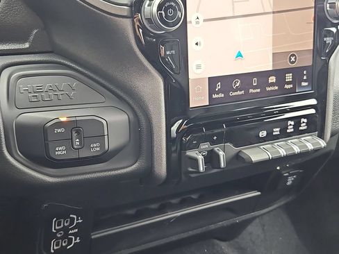 New 2026 RAM 2500 Tradesman AWD/4WD image 25