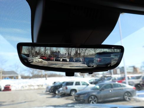 New 2026 Chevrolet Suburban High Country image 27