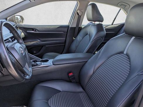 Used 2024 Toyota Camry SE image 16
