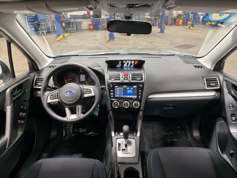 Used 2018 Subaru Forester 2.5i Premium w/ All-Weather Package image 15