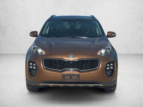 Used 2018 Kia Sportage SX image 2