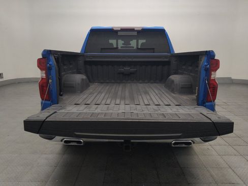 Used 2022 Chevrolet Silverado 1500 LT AWD/4WD image 29