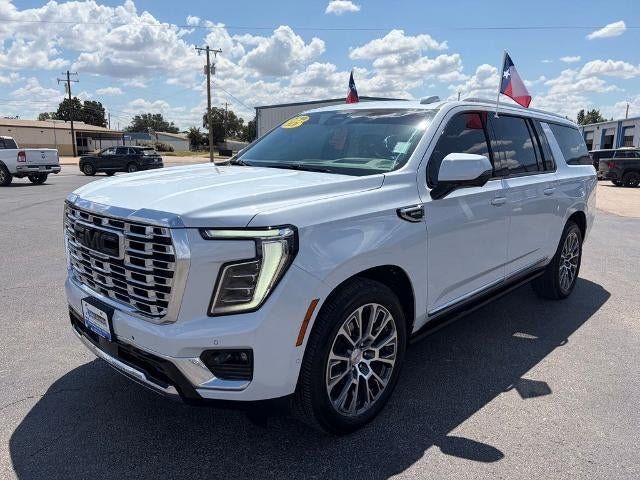 Used 2026 GMC Yukon XL Denali w/ Denali Reserve Package AWD/4WD image 1