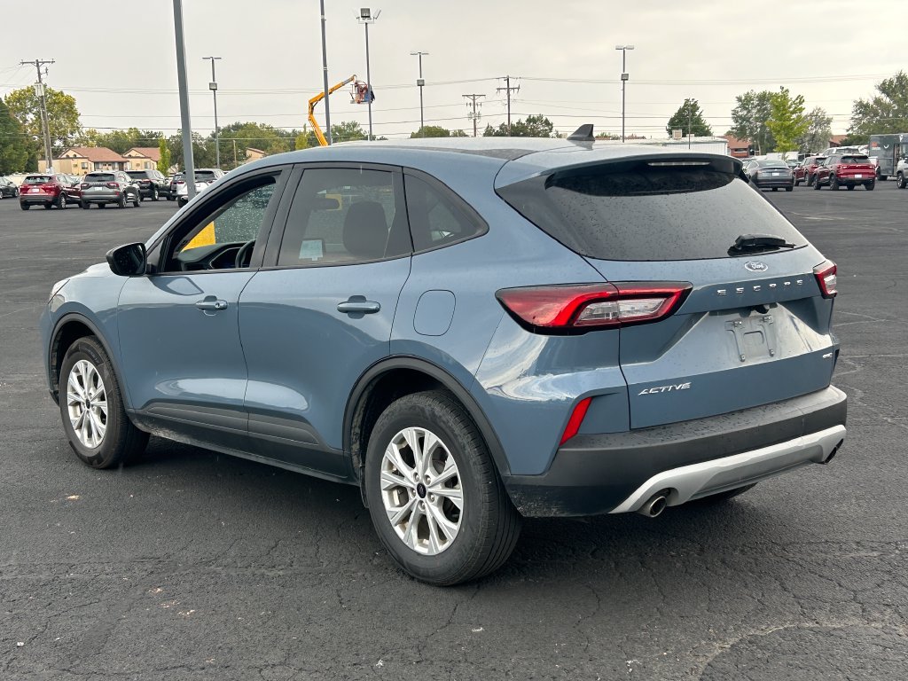 Used 2025 Ford Escape Active AWD/4WD image 6