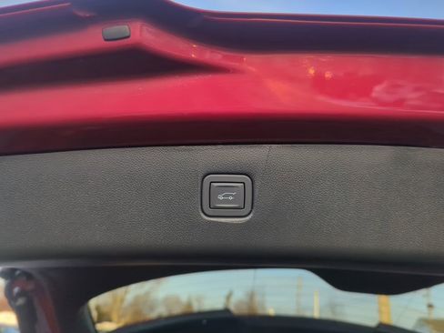 Certified 2025 Chevrolet Blazer RS w/ Driver Confidence II Package image 18