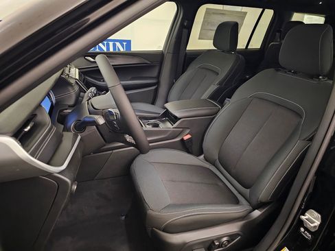 New 2026 Jeep Grand Cherokee L Laredo image 13