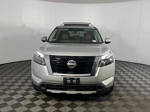 Used 2025 Nissan Pathfinder Platinum w/ Cargo Package AWD/4WD image 11