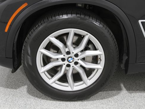 Used 2019 BMW X5 xDrive40i w/ Convenience Package image 23