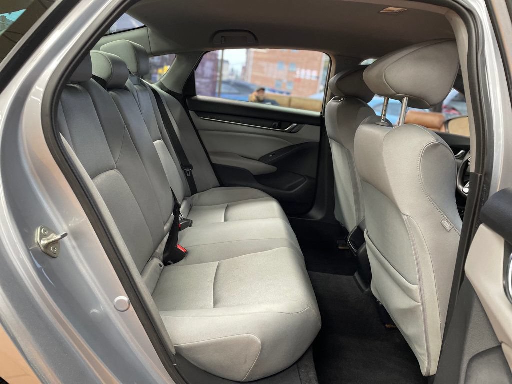 Used 2019 Honda Accord Hybrid image 17