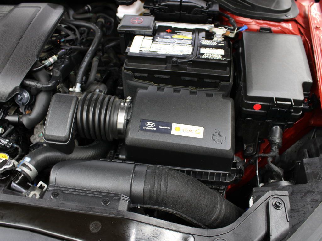 Used 2018 Hyundai Elantra Value Edition FWD image 24