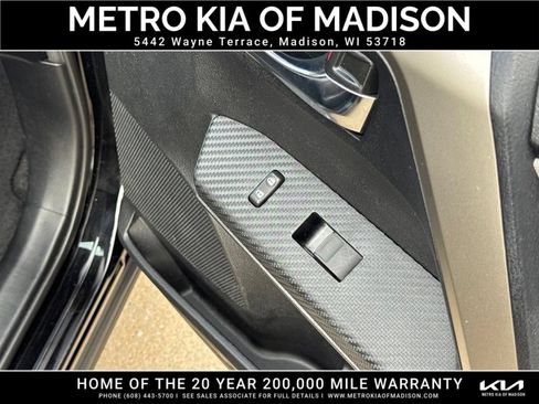 Used 2015 Toyota RAV4 XLE AWD/4WD image 40