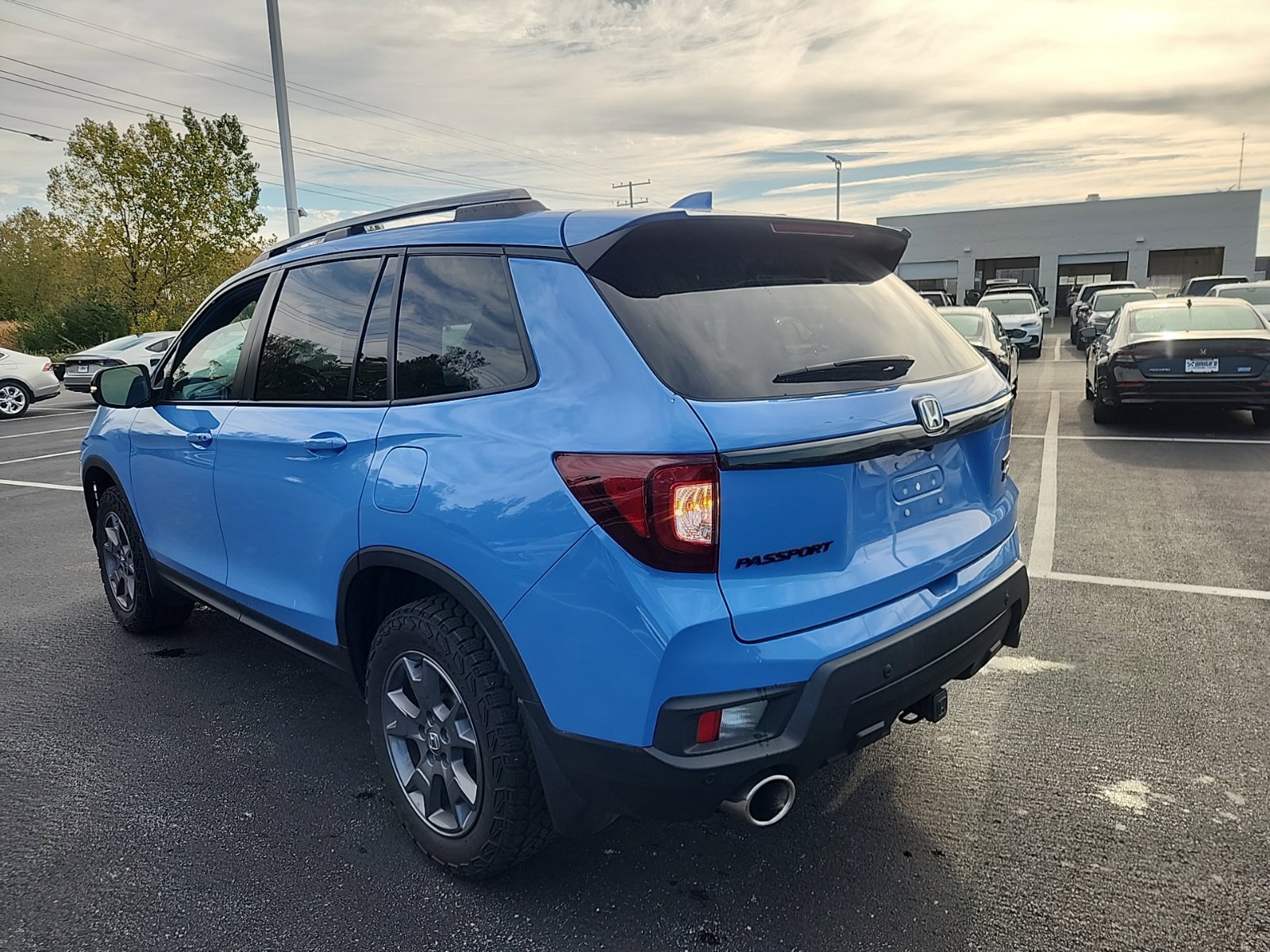 Used 2024 Honda Passport TrailSport image 4