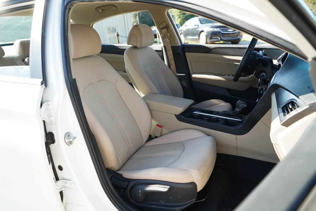 Used 2017 Hyundai Sonata Sport FWD image 13