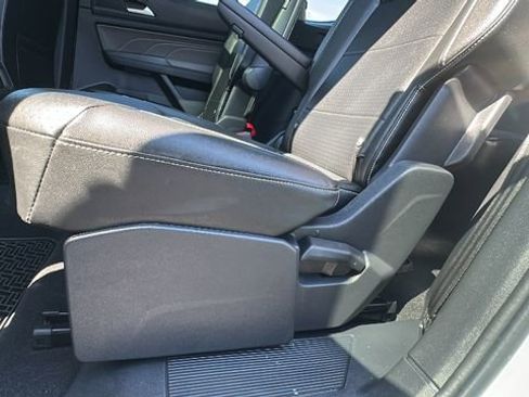 Used 2022 Volkswagen Atlas SE image 33