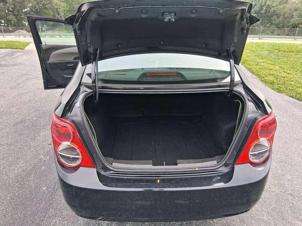 Used 2016 Chevrolet Sonic LT FWD image 12