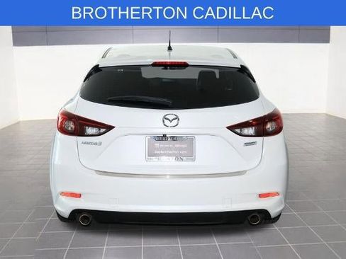 Used 2018 MAZDA MAZDA3 Touring FWD image 4