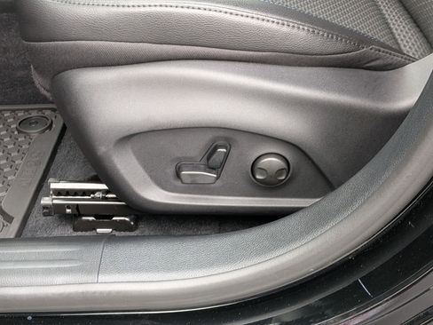 New 2026 Jeep Compass Latitude image 13